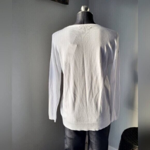 Elissia Italy Metallic Silver Bambi Print Top NWT Sz Medium - Picture 8 of 12